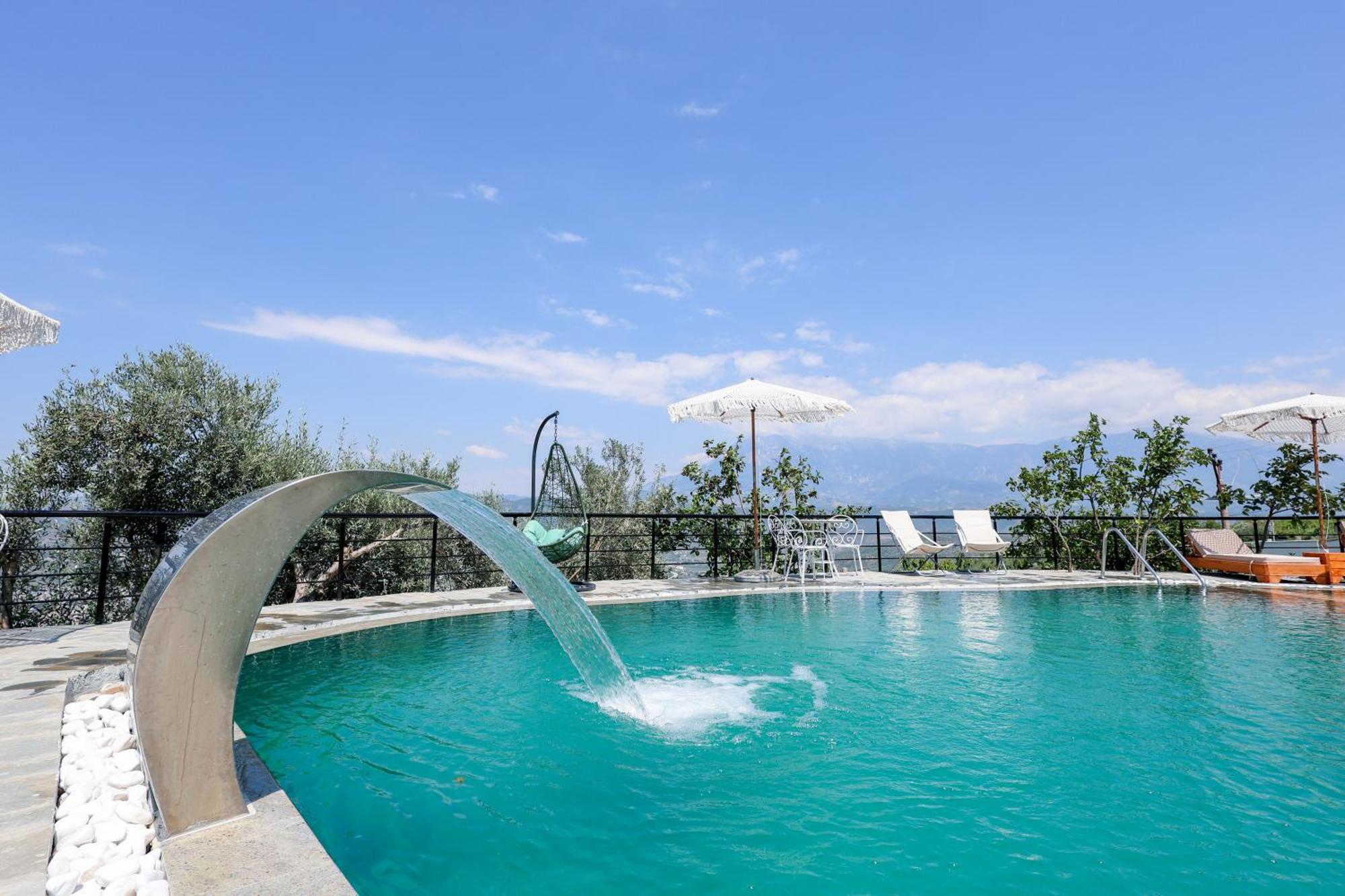 Sunrise House - Swimming Pool Villa Berat Exterior photo
